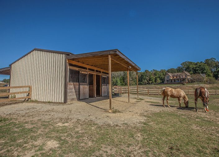 Run-in Shed