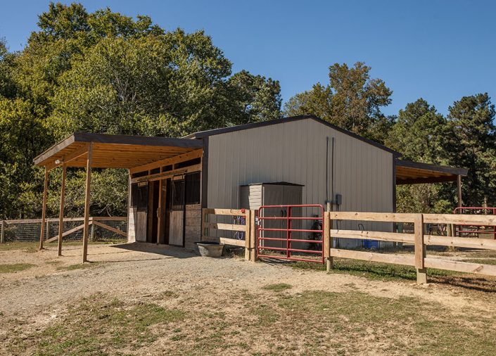 Run-in Shed