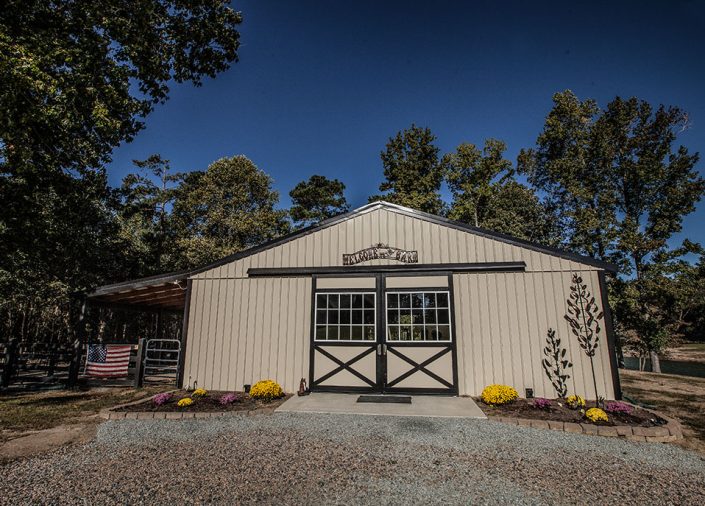 custom private horse barns