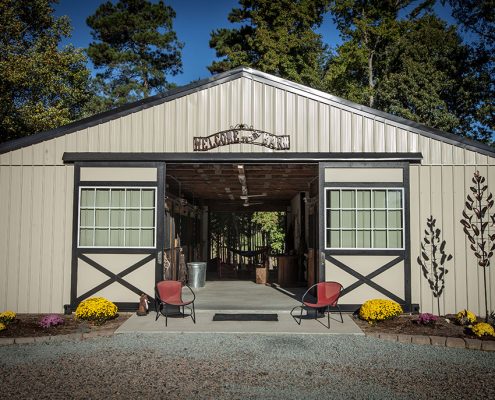 custom private horse barns, Barn Builder