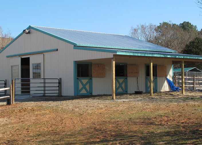 custom private horse barns