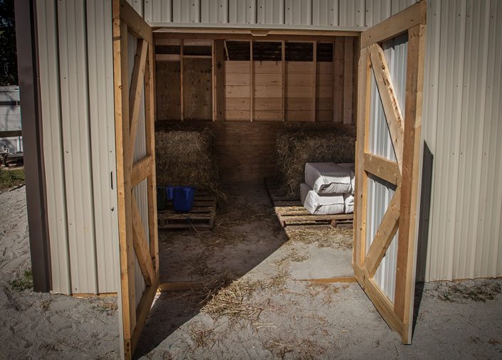 custom private horse barns