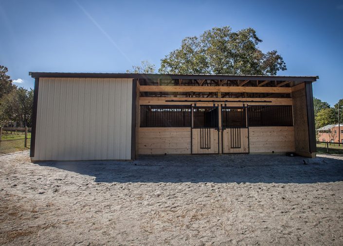 custom private horse barns