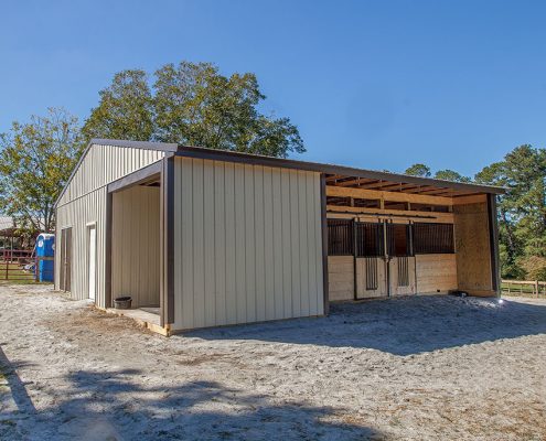 custom private horse barns