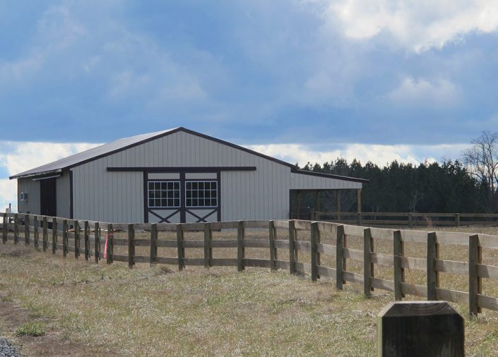 custom private horse barns